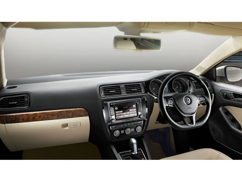 Volkswagen Jetta Photos, Interior, Exterior Car Images 