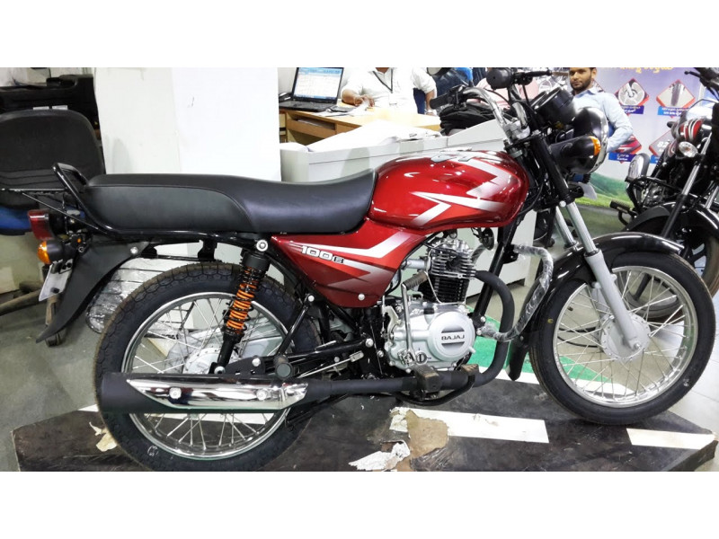 Bajaj CT 100B Launched For Rs 31,000, CT 100 Bike News | CarTrade